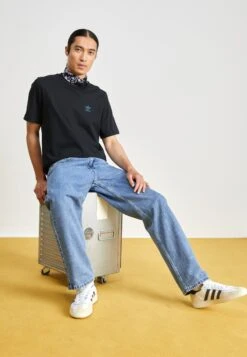 Adidas Originals Handball Spezial Unisex - Baskets Basses - Footwear White/Grey Five/Off-White -Chaussures Soldes 067a3fbb22bf4b8699f47a26186cd276