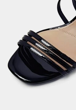 ESPRIT Mit Blockabsatz - Sandales - Navy 12 ESPRIT Mit Blockabsatz - Sandales - Navy -Chaussures Soldes 074871f9fab842479c57813e5499ab45