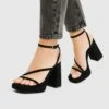 PULL & BEAR Sandales À Talons Hauts - Black 1 PULL & BEAR Sandales À Talons Hauts - Black -Chaussures Soldes 080f0c3a720b4cecb0236eaa6089c813