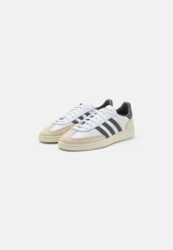 Adidas Originals Handball Spezial Unisex - Baskets Basses - Footwear White/Grey Five/Off-White -Chaussures Soldes 131748a5cd994cb4a766d1c937bb5af2