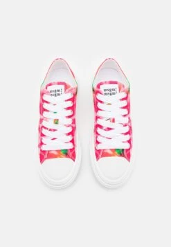 MSGM Baskets Basses - Fuchsia -Chaussures Soldes 1476bc71ecc348d7a1dede46ad68148b