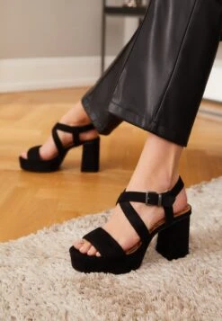 MTNG Sindy - Sandales À Plateforme - Black 14 MTNG Sindy - Sandales À Plateforme - Black -Chaussures Soldes 26b73459829946309f81e89843e4f00b