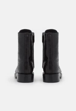 Calvin Klein Combat Boot - Bottines À Lacets - Black -Chaussures Soldes 26cb19beb3e145078497dca9c7a60089