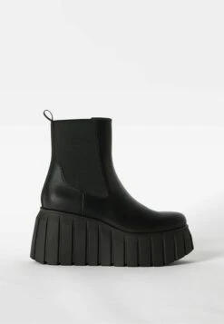 BERSHKA Xl - Bottines Compensées - Black -Chaussures Soldes 2cc4f4a2ecb94d07ae9b47105695ba33