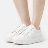 Calvin Klein Bubble Cupsole Lace Up - Baskets Basses - Triple White -Chaussures Soldes 49d811db3bfa4486acf2fe13ee467303