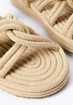 Oysho Rope - Sandales À Plateforme - Beige -Chaussures Soldes 4c77c0fe8bad484db78e8ce21940fda0