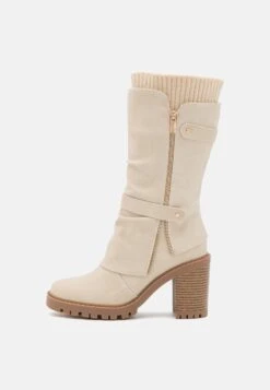 Nouvelles versions -Chaussures Soldes 4eed3f295f75499fb9ba67865c228de4