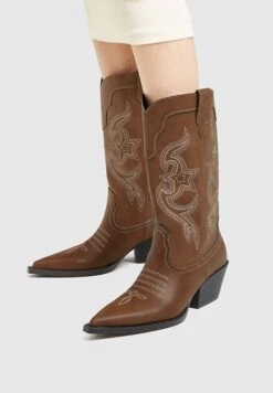 PULL & BEAR Mit Stickereien - Santiags - Brown