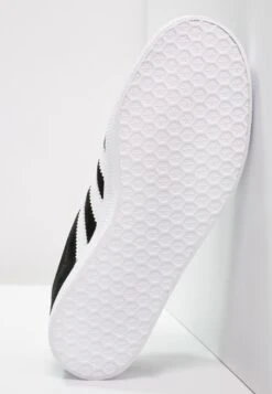 Adidas Originals Gazelle Unisex - Baskets Basses - Black -Chaussures Soldes 526d308d920841a698c5d00f9591e7c3