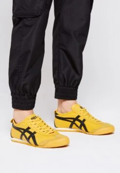 Nouvelles versions -Chaussures Soldes 697b1fd555c3433fa85f9ab7a5381bd3