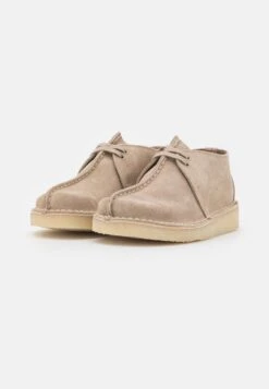 Clarks Originals Desert Trek - Chaussures À Lacets - Sand -Chaussures Soldes 6f7d0876c3c24d25a3984946a150c155