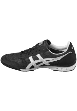 Onitsuka Tiger Ultimate 81 - Baskets Basses - Black/White 9 Onitsuka Tiger Ultimate 81 - Baskets Basses - Black/White -Chaussures Soldes 7399a487fe3240df9317adb6ddb98cc9