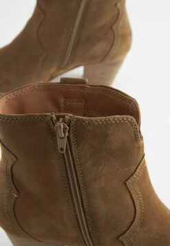 Next Forever Comfort Western Regular Wide Fit - Santiags - Tan Brown -Chaussures Soldes 73cfe1437ea04a2184e8204f0875941a