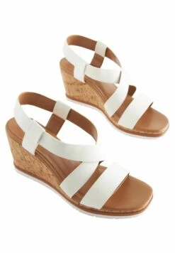 Chaussures Soldes -Chaussures Soldes 84d9693749a0441f90a9826aacf526eb