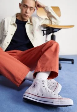 Nouvelles versions -Chaussures Soldes 89cea4ec52fd4c1fb154e416260af5a2