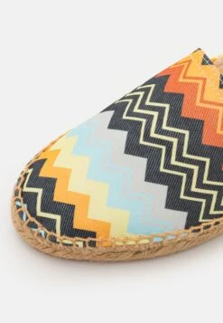 Missoni Espadrilles - Multicolored/Dark Chevron -Chaussures Soldes 8a407a7c3d444e9495bc74890cd91e00