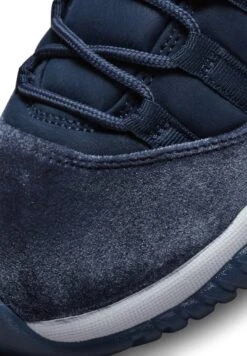 Wmns Air Jordan 11 Retro - Baskets Montantes - Midnight Navymtlc Slvr White -Chaussures Soldes 8a580149b2bd4b6abbc1ec1b5dee3882