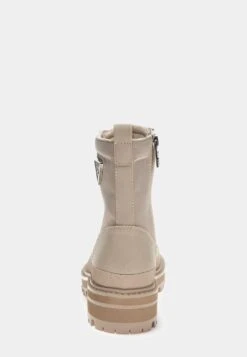 Guess Bada Logo-Dreieck - Bottines À Plateau - Creme 10 Guess Bada Logo-Dreieck - Bottines À Plateau - Creme -Chaussures Soldes 8ba6375aaddd47eeaae6f0cf284c8dbb
