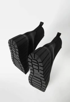 BERSHKA Xl - Bottines Compensées - Black -Chaussures Soldes 9301b092ef044aa0a7d97b8165de0d2c