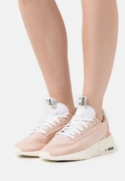 Adidas Originals Geodiver Primeblue - Baskets Basses - Halo Blush/Footwear White/Core Black