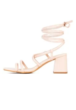 Callista - Sandales - Nude -Chaussures Soldes a6e0e8e1929145a3b93cd97a4f4c974c