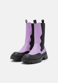 NA-KD Wavy Elastic Boots - Bottes À Plateau - Black/Purple -Chaussures Soldes b88097f4c23a4e268aa9a053abbacc0c