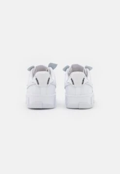 Nike Sportswear W Air Force 1 Fontanka - Baskets Basses - White -Chaussures Soldes c8c1093f406946cc8d5f81e3f85ac733