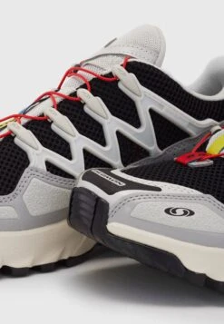 Salomon Acs Unisex - Baskets Basses - Black/Lunar Rock/Alloy -Chaussures Soldes ccdbaec9e8ea473396a28e7a6a7e5119