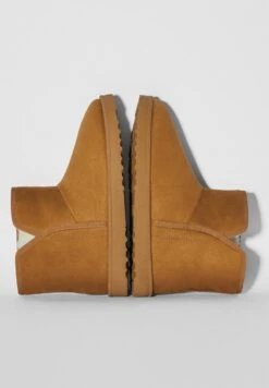 BERSHKA Bottes De Neige - Camel -Chaussures Soldes d5dac6f02378461f9df866d7e1cf6874
