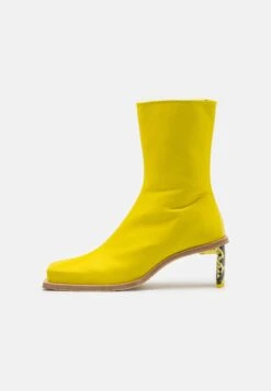 Miista Brenda Boots - Bottines - Yellow -Chaussures Soldes e4f84ce43e924ad486947e67deee8d8c