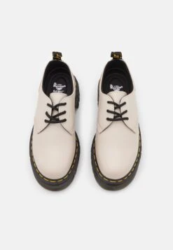 Dr. Martens Audrick 3I Shoe - Derbies - Cobblestone -Chaussures Soldes ebc6f333035741aea54d4179ce48bdd5