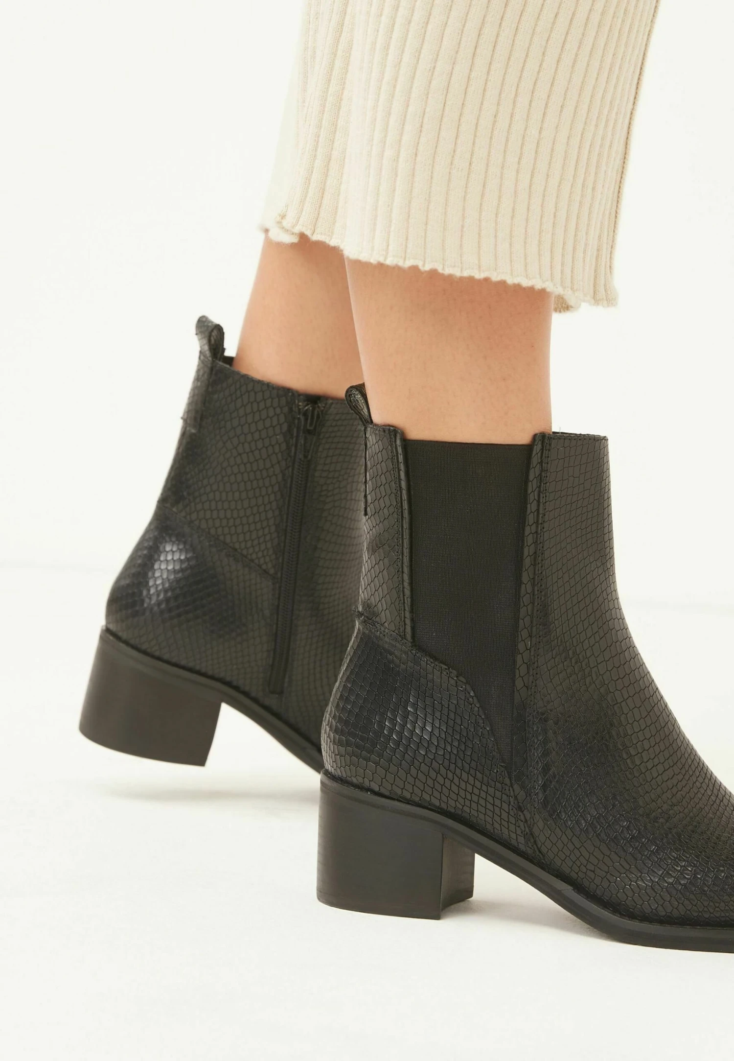 Next Wide Fit - Bottines - Black Snake Effect 4 Next Wide Fit - Bottines - Black Snake Effect - Image 2