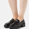 Coach Leah Loafer - Mocassins - Black 2 Coach Leah Loafer - Mocassins - Black -Chaussures Soldes fee6d827536a47869aae999ee5c6d5da